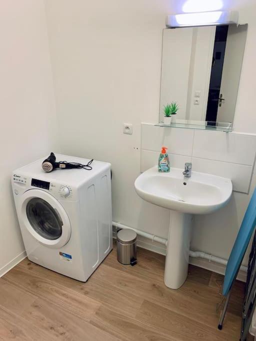 Apartamento Pourquoi Notre T3 Avec Parking Est Pour Vous ? Lila Exterior foto